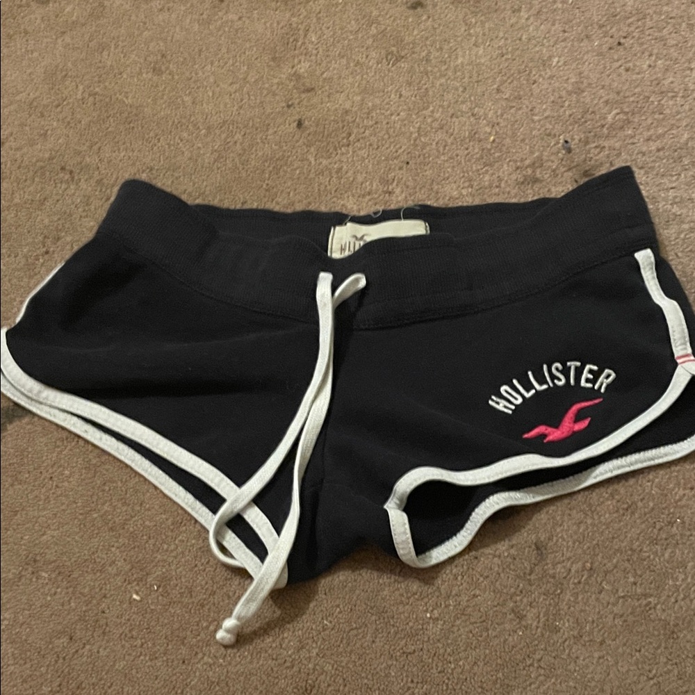 Hollister Women's Black Athletic Shorts with White Trim